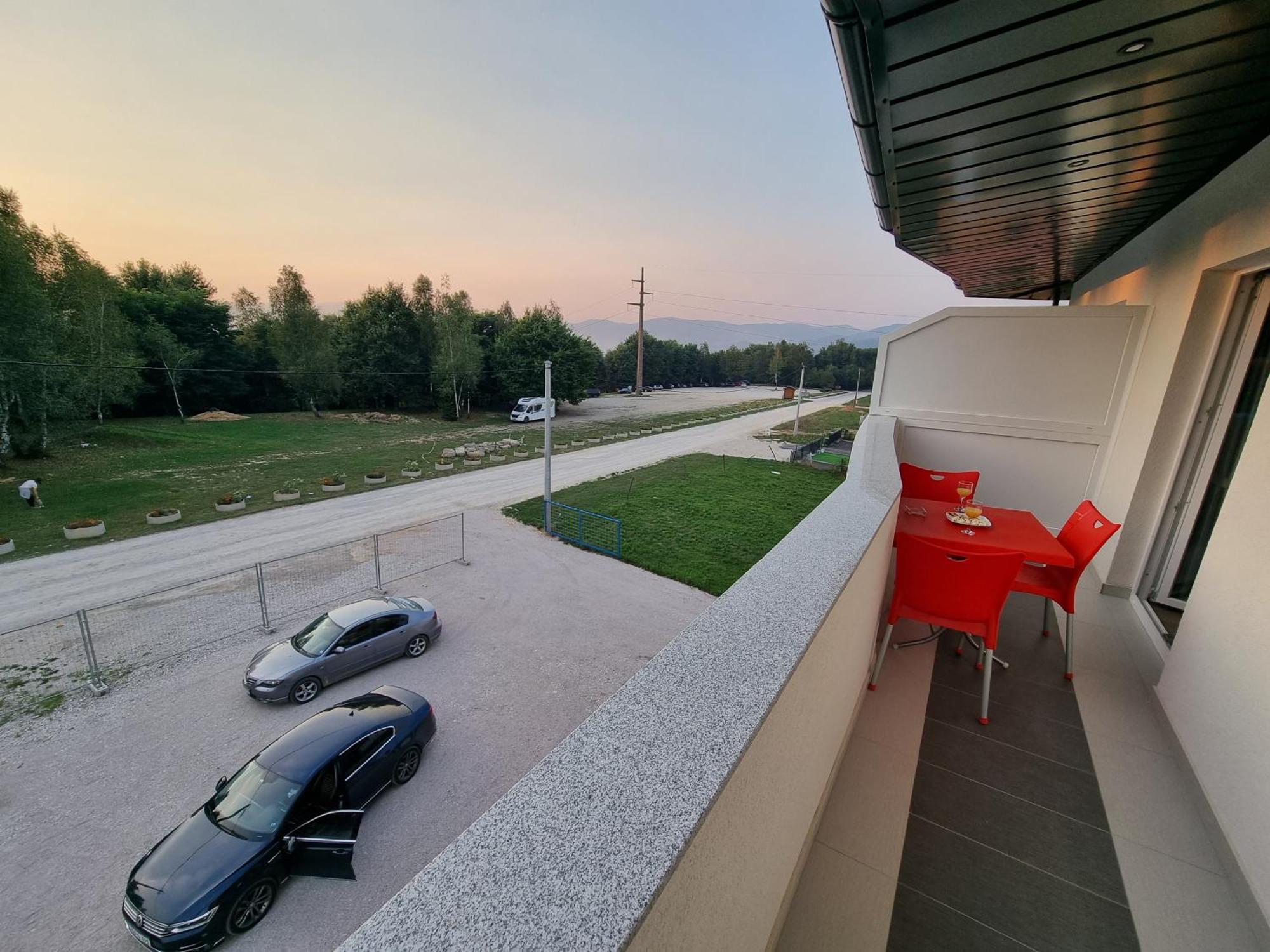 Villa Park Ravne Visoko Exterior foto